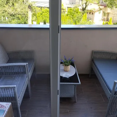 With Pool Apartment Veliko Gradiste