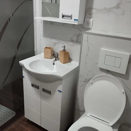 Apartament With Pool