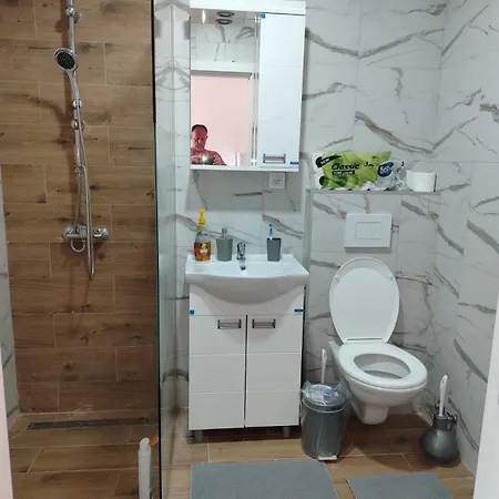 Apartment With Pool